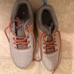 Columbia Women's Plateau Waterproof Hiking Shoe